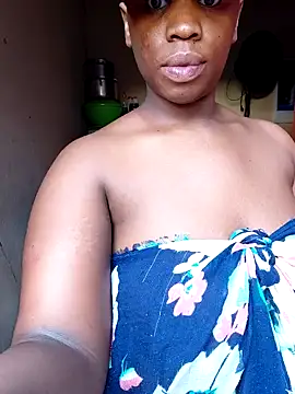 Snapshot of Phat_booty222 chatting on October 14, 3:24 pm Phat booty222 online show from October 14, 3:24 pm