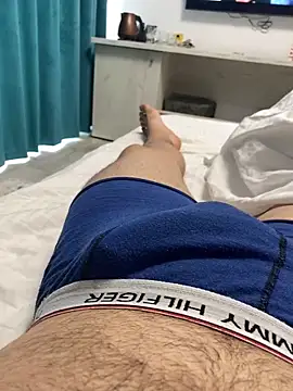 MilanYaman online show from October 5, 9:40 am