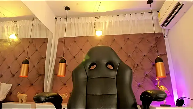 Rose monroee online show from October 12, 7:46 pm