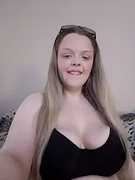 AuroraMaexox online show from October 8, 12:58 pm