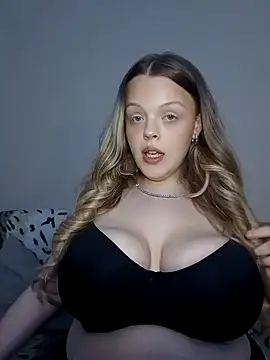 AuroraMaexox online show from October 18, 8:09 pm