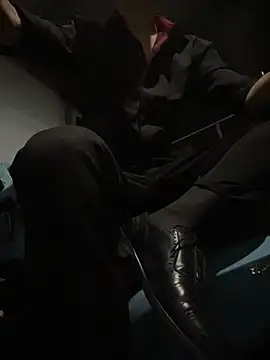 Snapshot of Wuza-H chatting on December 20, 9:11 pm Wuza-H online show from December 20, 9:11 pm