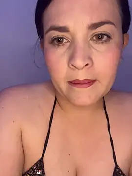 Anyhot latina online show from December 5, 3:48 am