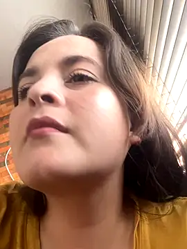 Anyhot latina online show from December 19, 6:37 pm