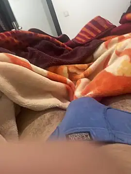 Snapshot of 7waaay chatting on March 13, 11:44 pm 7waaay online show from March 13, 11:44 pm