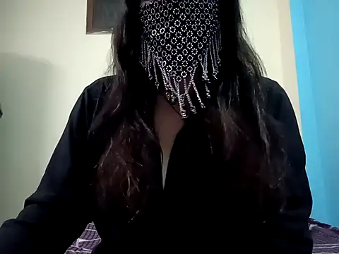 Snapshot of horny_milf_couple chatting on February 14, 9:06 am horny milf couple online show from February 14, 9:06 am