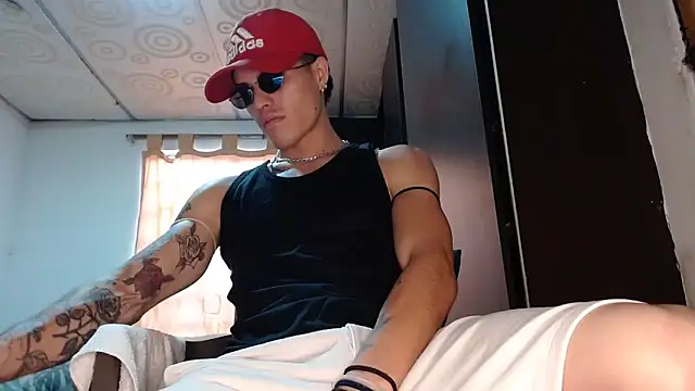 Snapshot of imsammytop chatting on March 22, 1:14 pm imsammytop online show from March 22, 1:14 pm