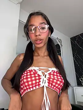 Snapshot of ScarletEvanss_ chatting on June 17, 10:50 am ScarletEvanss online show from June 17, 10:50 am