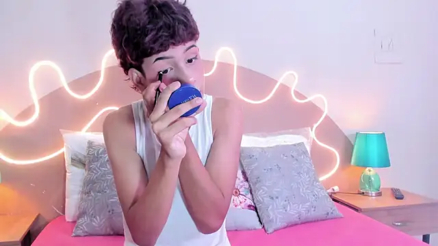 Matty Jhons online show from October 14, 3:13 pm