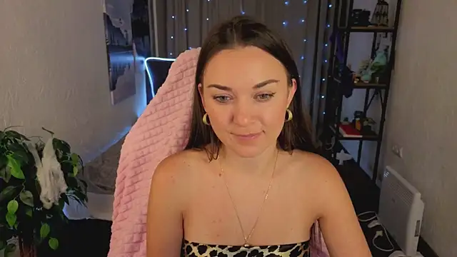 Madison Golden online show from November 5, 5:29 am