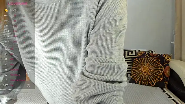 Amalia Mio online show from December 23, 8:01 am