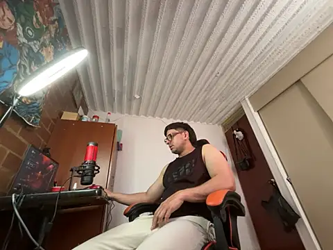 kaspar 6 online show from April 6, 7:48 pm