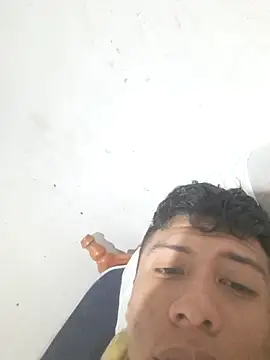 Elkiler72027 online show from October 27, 7:01 am