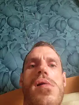 Snapshot of zsexpaar2 chatting on October 6, 10:12 am zsexpaar2 online show from October 6, 10:12 am