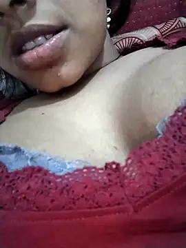 Queen-Any online show from October 10, 5:01 pm