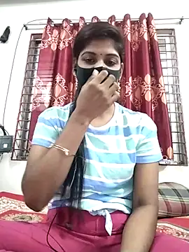 Queen-Any online show from October 12, 3:22 pm