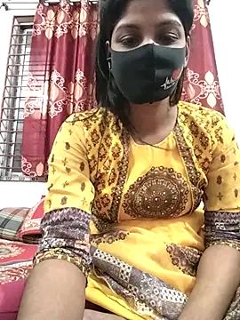 Queen-Any online show from October 24, 2:46 pm