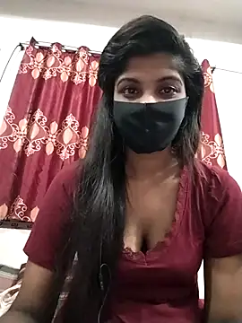 Queen-Any online show from November 7, 9:48 pm