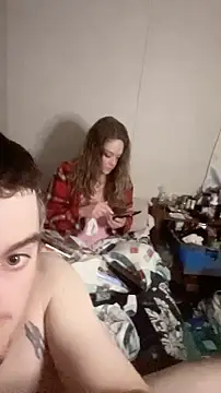 Snapshot of amandatheblondewife chatting on January 6, 3:54 am amandatheblondewife online show from January 6, 3:54 am