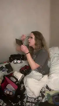 Snapshot of amandatheblondewife chatting on January 9, 7:22 am amandatheblondewife online show from January 9, 7:22 am