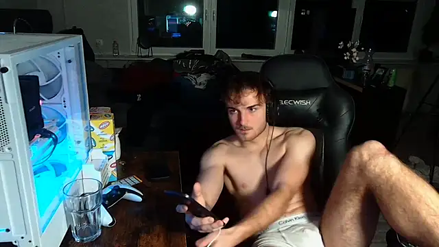 Snapshot of WolkenJunge2006 chatting on November 11, 8:42 pm WolkenJunge2006 online show from November 11, 8:42 pm