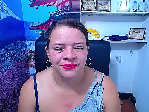 Biigg xxx online show from November 6, 9:37 pm