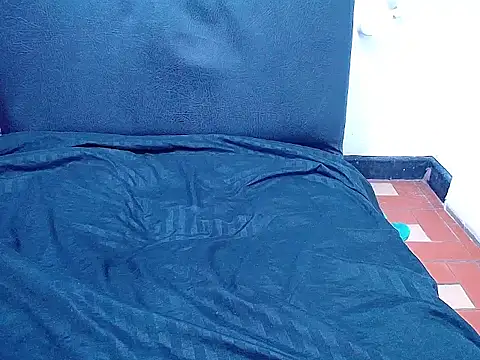 Biigg xxx online show from November 12, 4:13 am