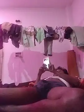 Snapshot of Binny91 chatting on February 18, 4:47 pm Binny91 online show from February 18, 4:47 pm