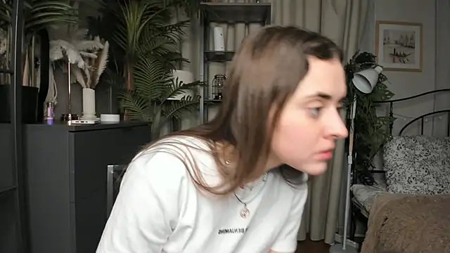 ThelmaJusto online show from November 13, 3:55 pm