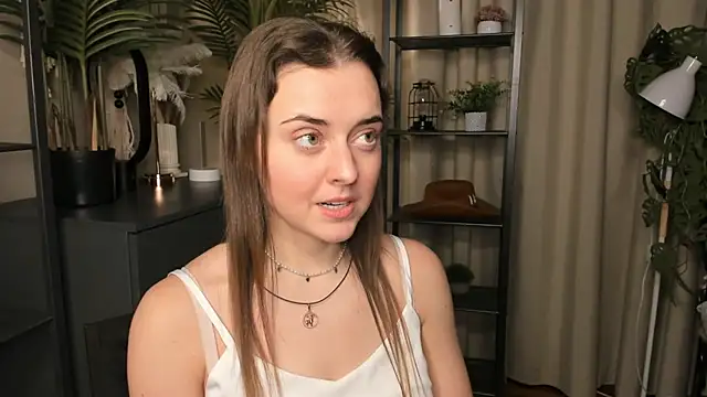 ThelmaJusto online show from November 27, 4:09 pm