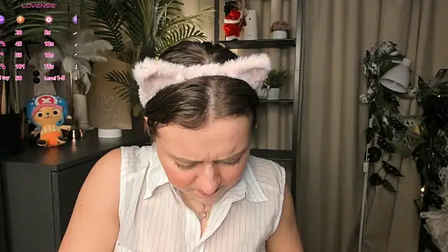 ThelmaJusto online show from March 14, 3:50 pm