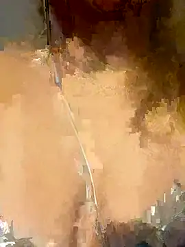 Snapshot of melisss2 chatting on November 3, 10:10 pm melisss2 online show from November 3, 10:10 pm