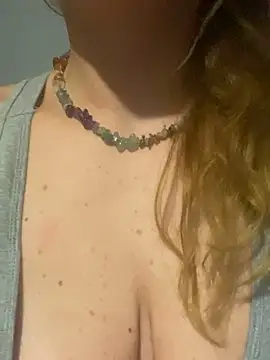 Snapshot of melisss2 chatting on November 5, 9:15 pm melisss2 online show from November 5, 9:15 pm