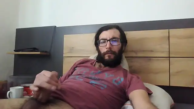 Snapshot of Arbneh69 chatting on February 15, 1:41 pm Arbneh69 online show from February 15, 1:41 pm