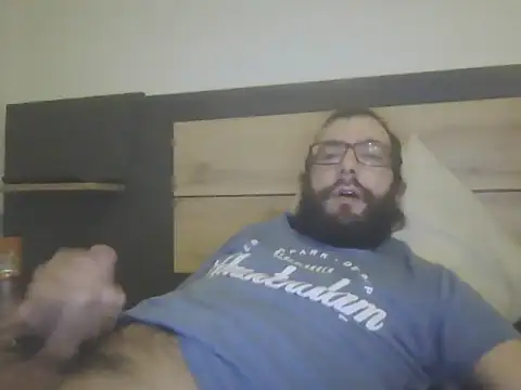 Snapshot of Arbneh69 chatting on February 20, 8:53 pm Arbneh69 online show from February 20, 8:53 pm