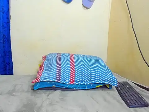 Snapshot of dylan_navas chatting on November 6, 3:51 am dylan navas online show from November 6, 3:51 am