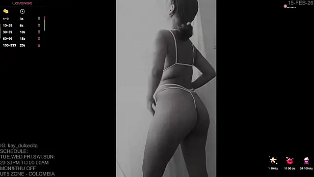 Snapshot of Keyli_sweet chatting on February 16, 1:35 am Keyli sweet online show from February 16, 1:35 am