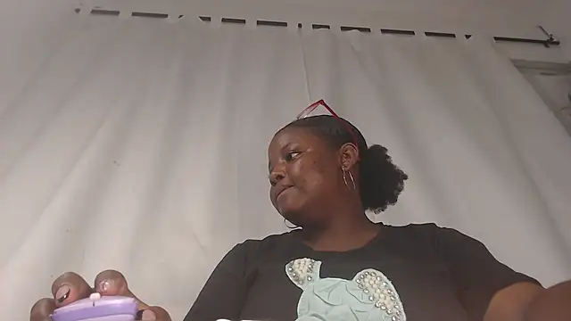 Kim Browns online show from April 1, 2:12 am