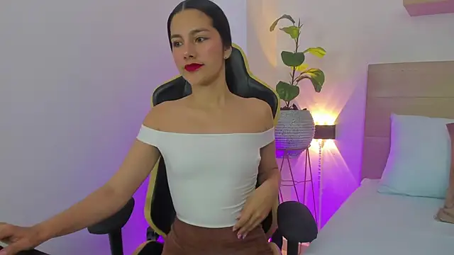 Snapshot of kaitt_ chatting on November 5, 12:49 pm kaitt online show from November 5, 12:49 pm