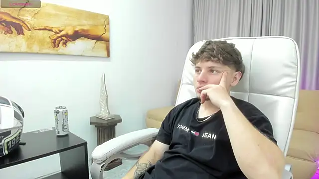 Leoo Miller online show from January 8, 4:26 am