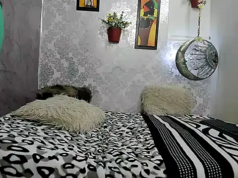 sexyboys cutex18 online show from November 3, 8:21 pm