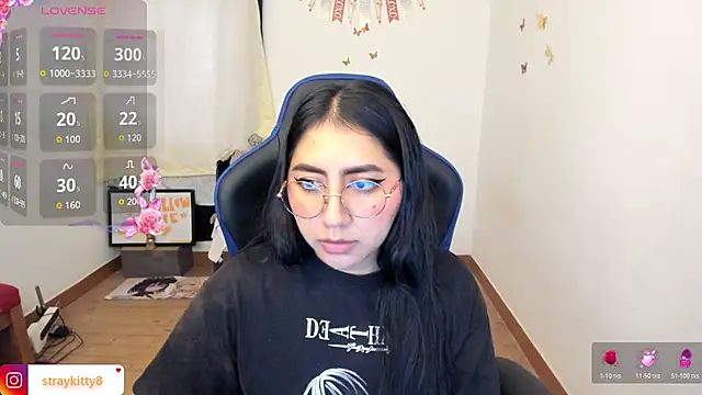 LoveLyy- online show from April 1, 6:27 pm