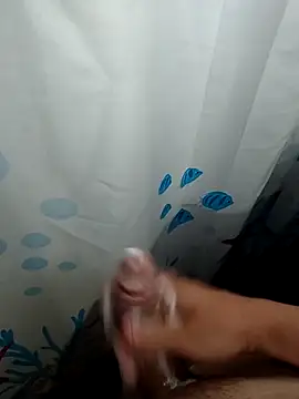 Snapshot of SantiagoB2 chatting on November 16, 3:39 pm SantiagoB2 online show from November 16, 3:39 pm