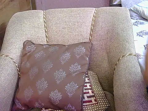 cute zaraa online show from December 18, 5:13 am