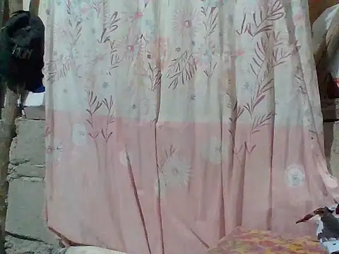 Hot Lina31 online show from February 15, 12:47 pm