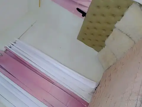 sexy calista online show from December 19, 9:00 pm