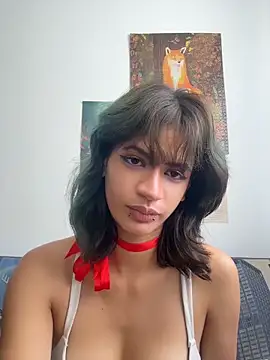 sukulaurens online show from June 16, 4:42 pm