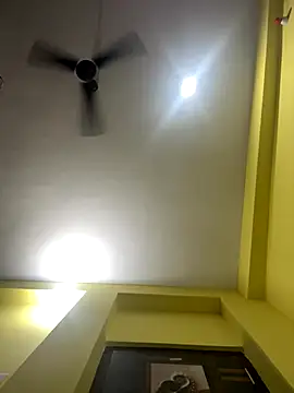 Snapshot of Goldi_school chatting on October 19, 10:10 pm Goldi school online show from October 19, 10:10 pm