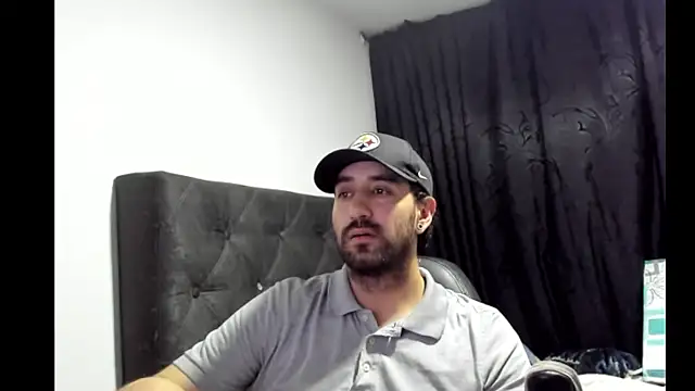 coolfriki online show from December 1, 2:27 am