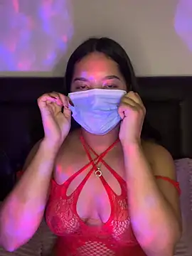 Snapshot of lina_ae chatting on January 15, 8:34 pm lina ae online show from January 15, 8:34 pm